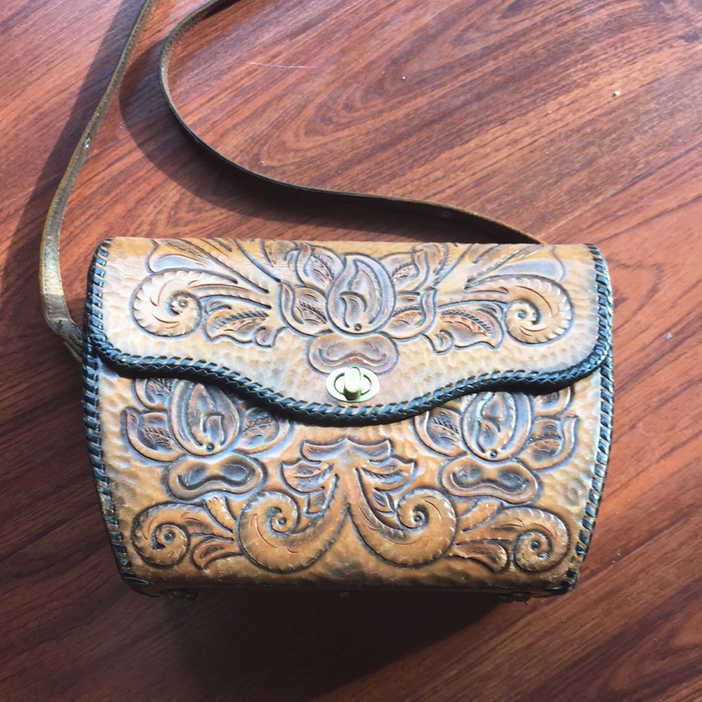 Vintage leather purse